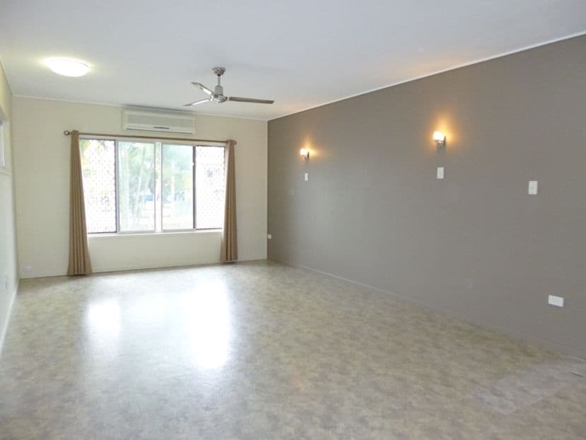 2 Mogford Street, WEST MACKAY QLD 4740, West Mackay - Thumbnail 3