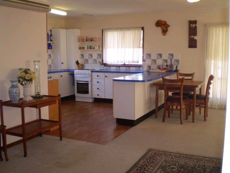 30 Clare Crescent, BATEHAVEN NSW 2536, Batehaven - Thumbnail 5