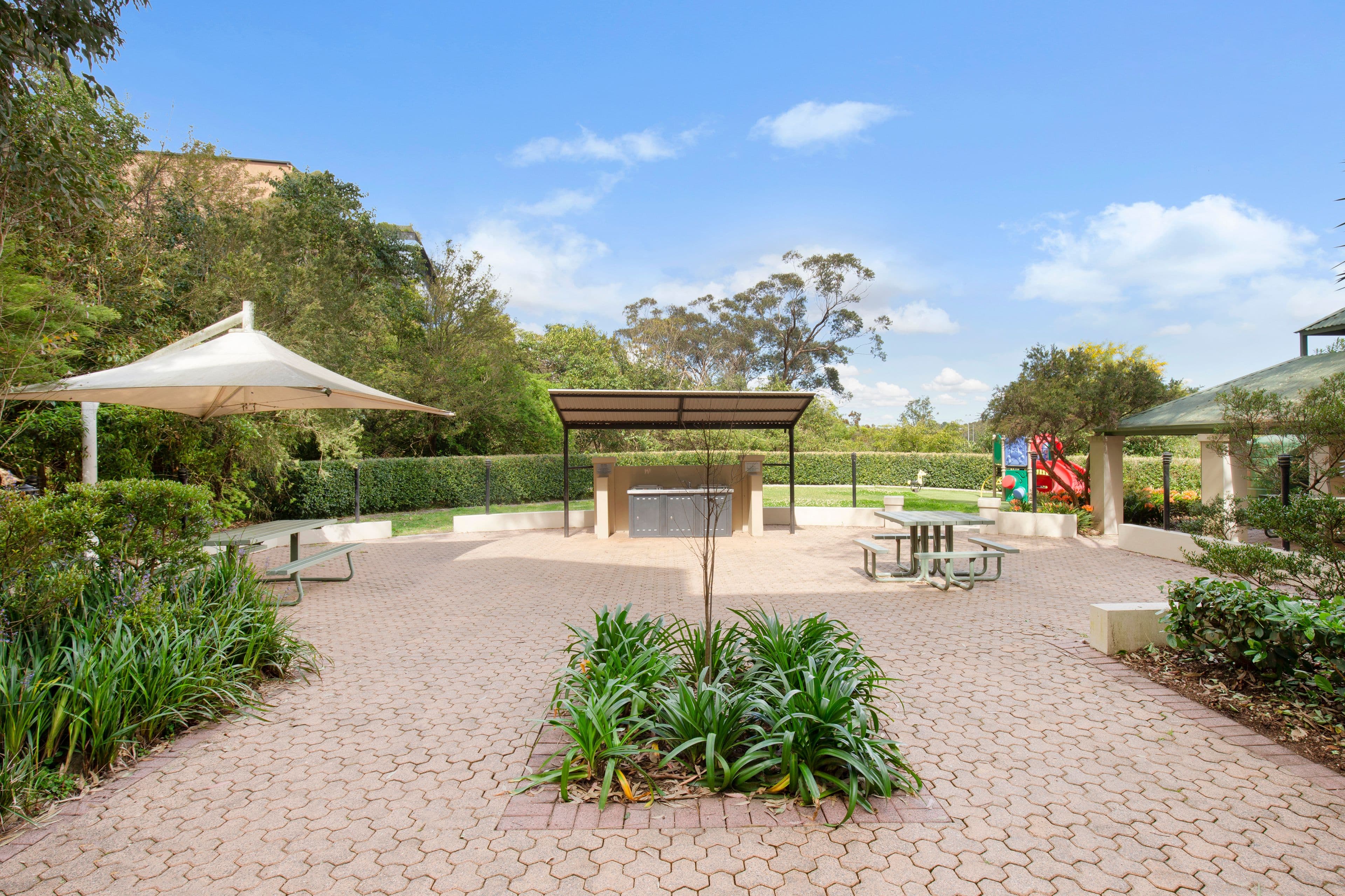 33 Kinsellas Drive, Lane Cove NSW 2066, Lane Cove North - Thumbnail 8