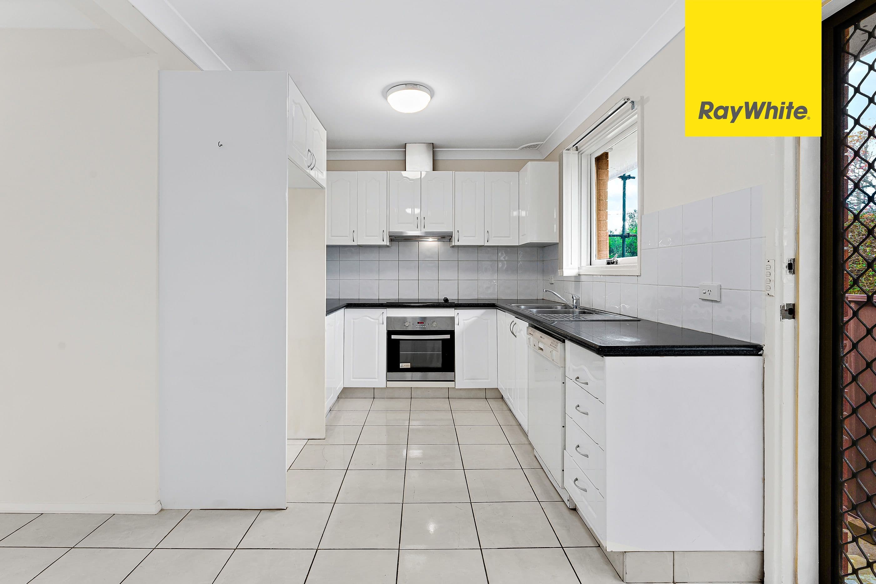 39 Myuna Crescent, Seven Hills NSW 2147, Seven Hills - Thumbnail 4