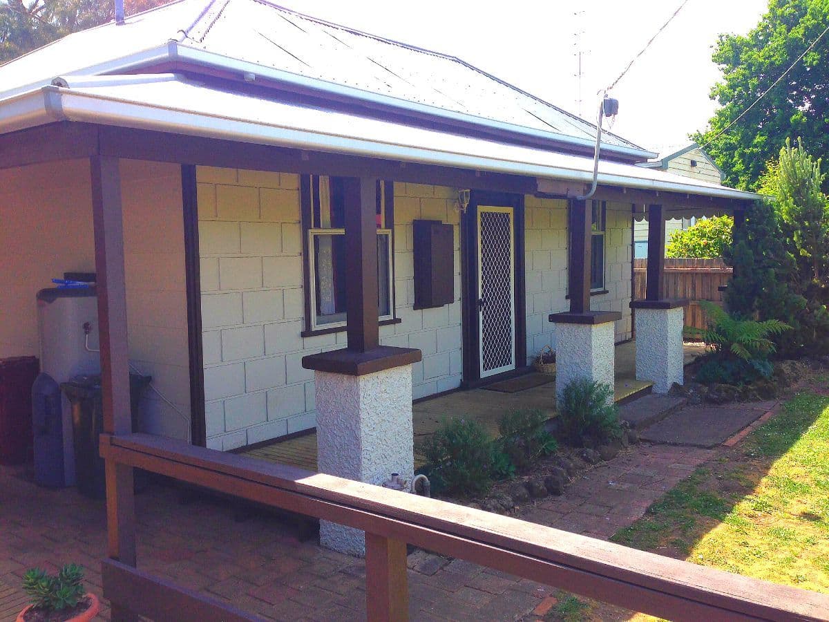 3 Lawson Street, HAMILTON VIC 3300, Hamilton - Thumbnail 2