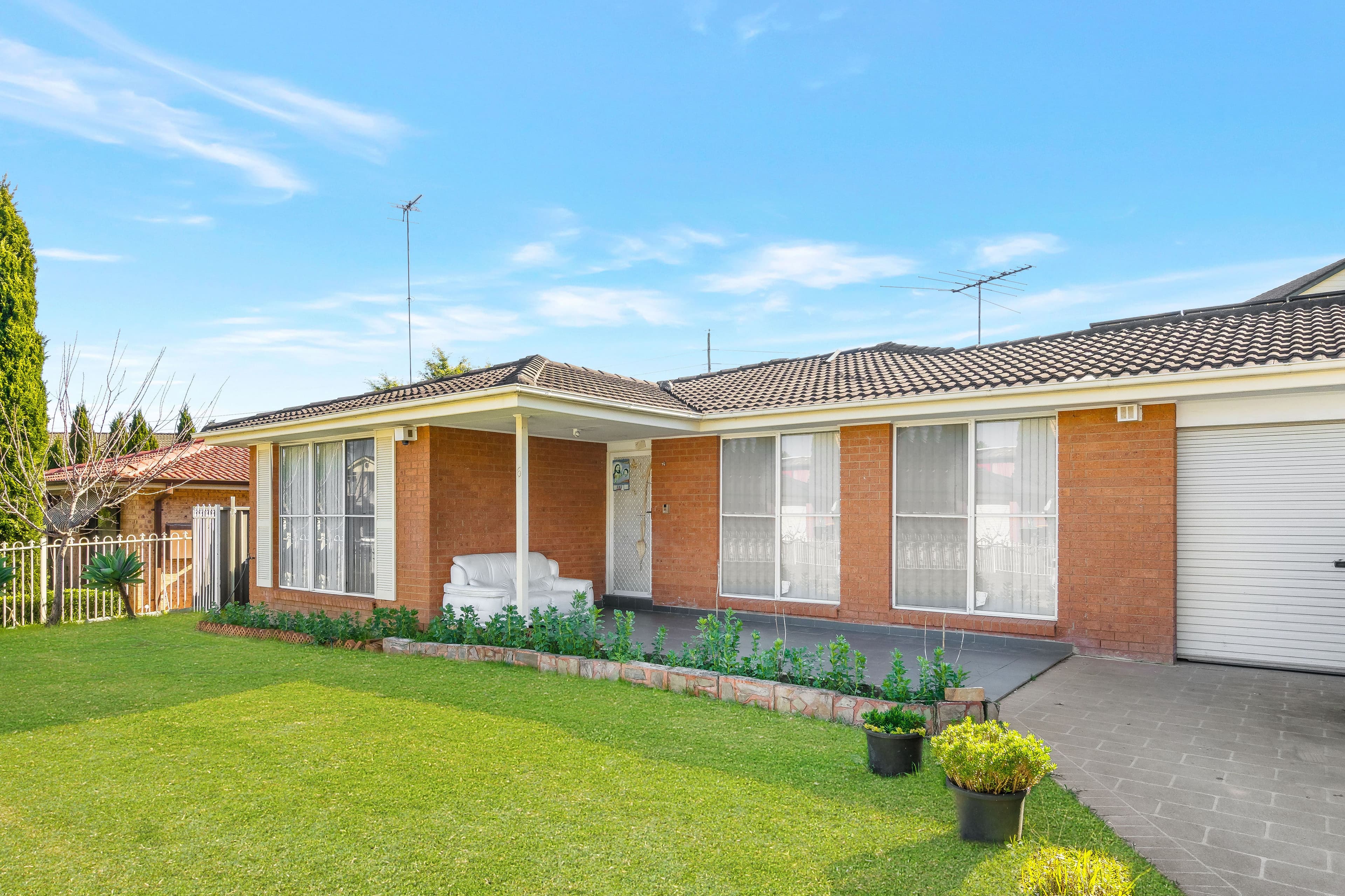 6 Kingfisher Avenue, Hinchinbrook NSW 2168, Hinchinbrook - Thumbnail 2