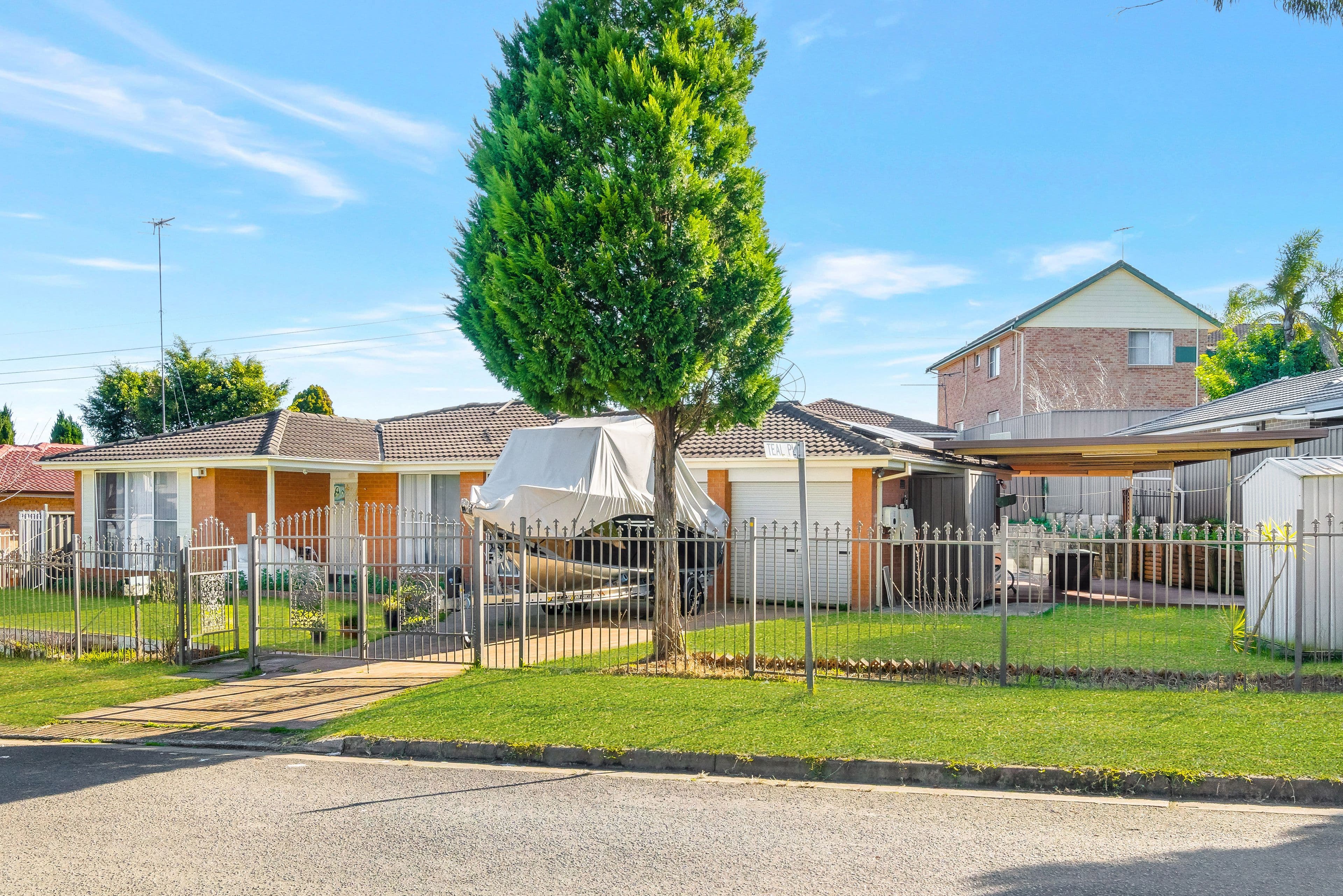 6 Kingfisher Avenue, Hinchinbrook NSW 2168, Hinchinbrook - Thumbnail 4
