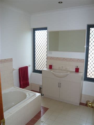 12 Lynmouth Avenue, NORTH BRIGHTON SA 5048, North Brighton - Thumbnail 4