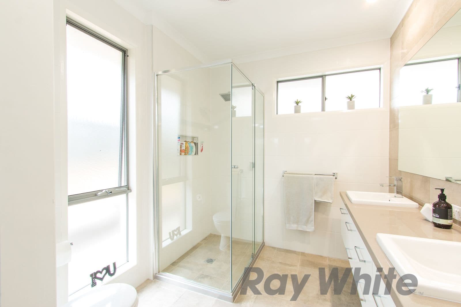 7 Blantyre Road, Macquarie Hills - Thumbnail 7