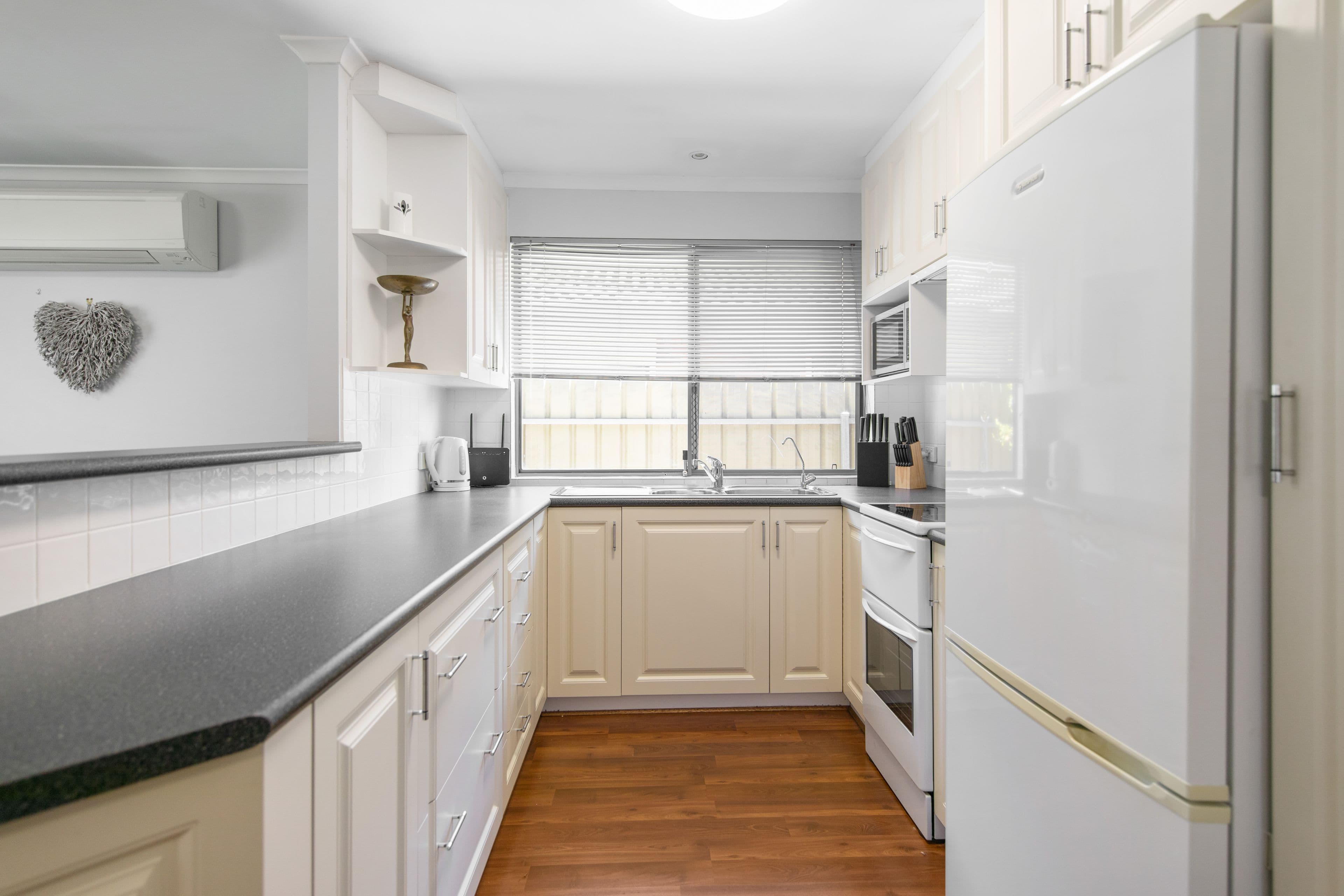 7 Riddoch Drive, Andrews Farm SA 5114, Andrews Farm - Thumbnail 2