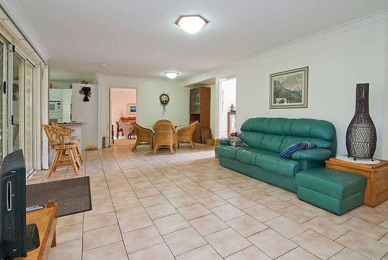 11 Ellesmere Place, PARKINSON QLD 4115, Parkinson - Thumbnail 4