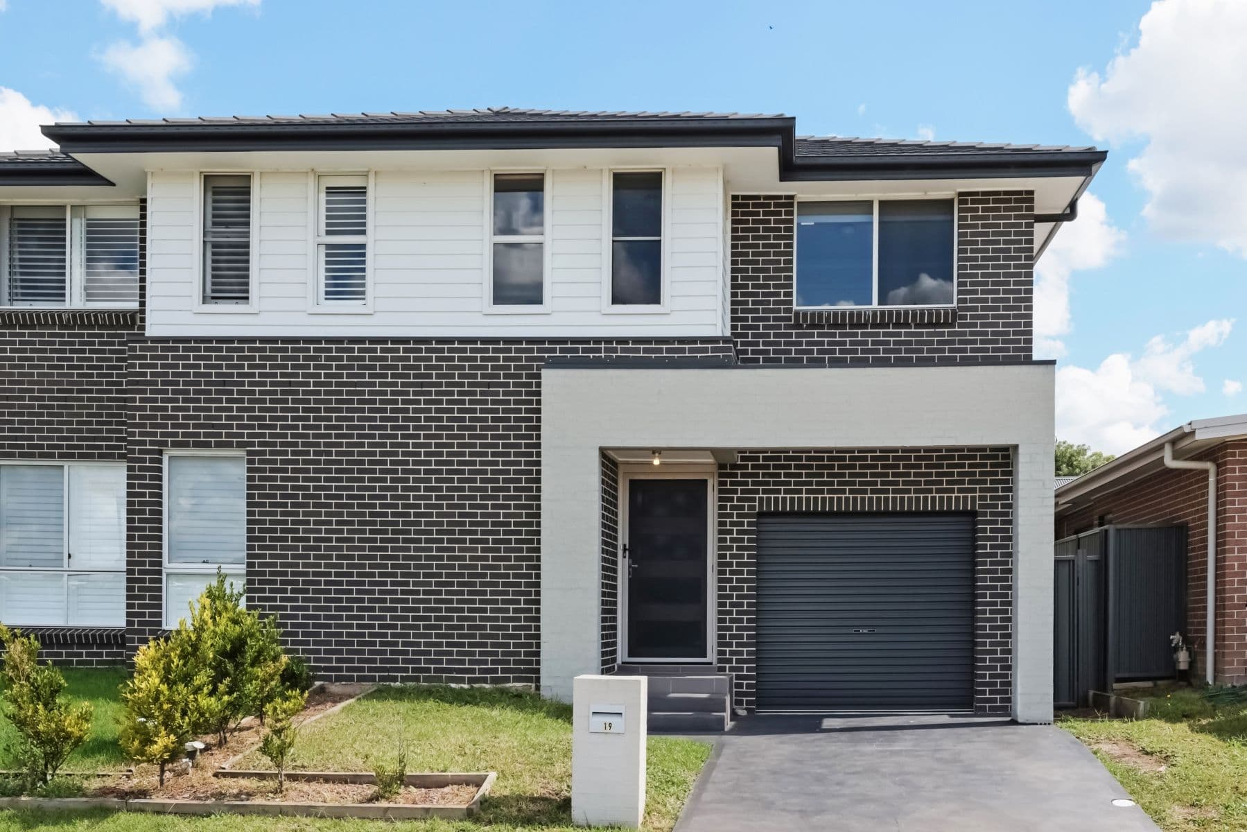 19 Darug Avenue, Glenmore Park NSW 2745, Glenmore Park - Thumbnail 2