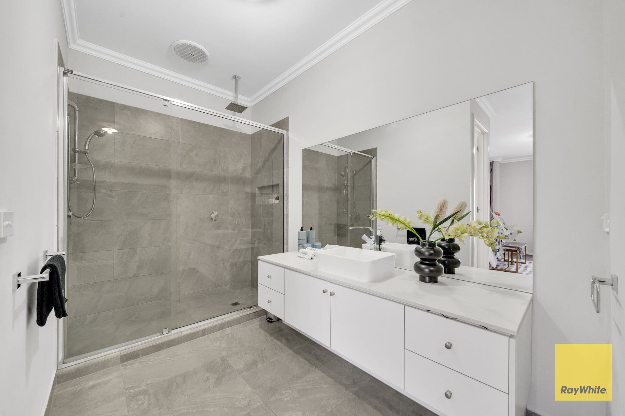 7 Wetherby Place, Melton West VIC 3337, Melton West - Thumbnail 4