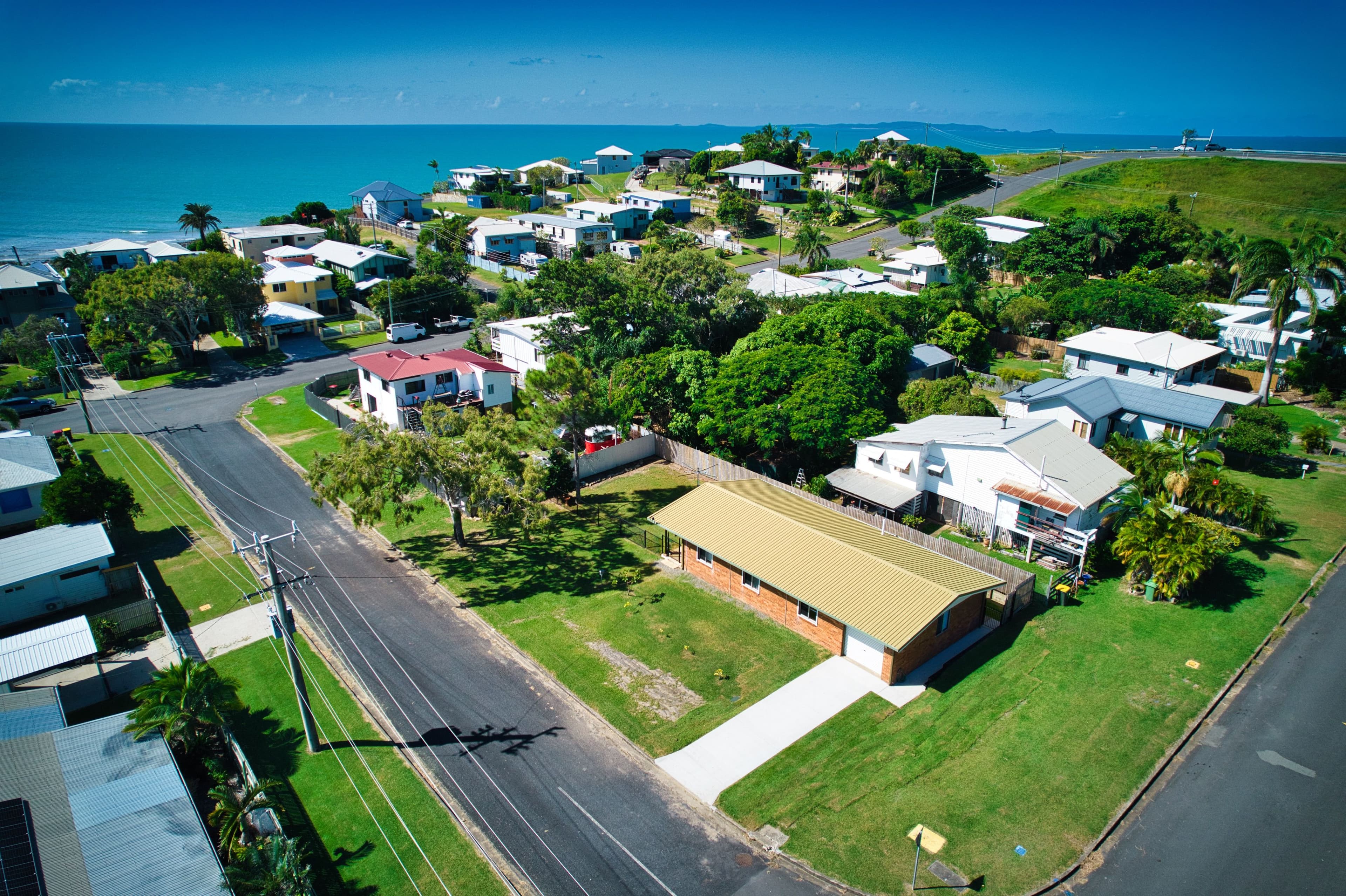 15 Davidson Street, Cooee Bay QLD 4703, Cooee Bay - Thumbnail 3
