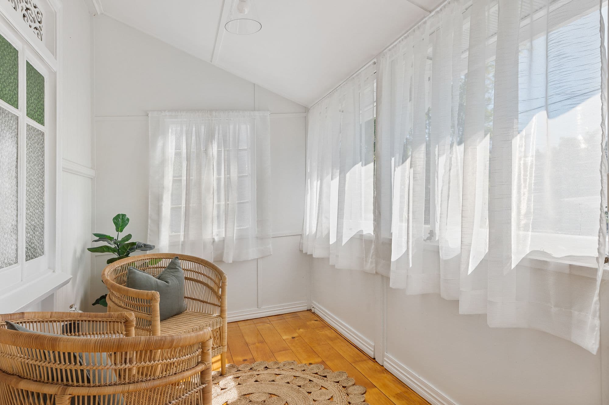 32 Daisy Street, Grange QLD 4051, Grange - Thumbnail 2