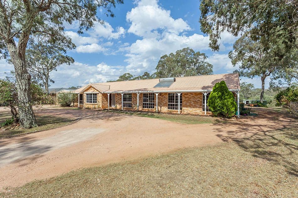 11 Calim Street, Cotswold Hills QLD 4350, Cotswold Hills - Thumbnail 2