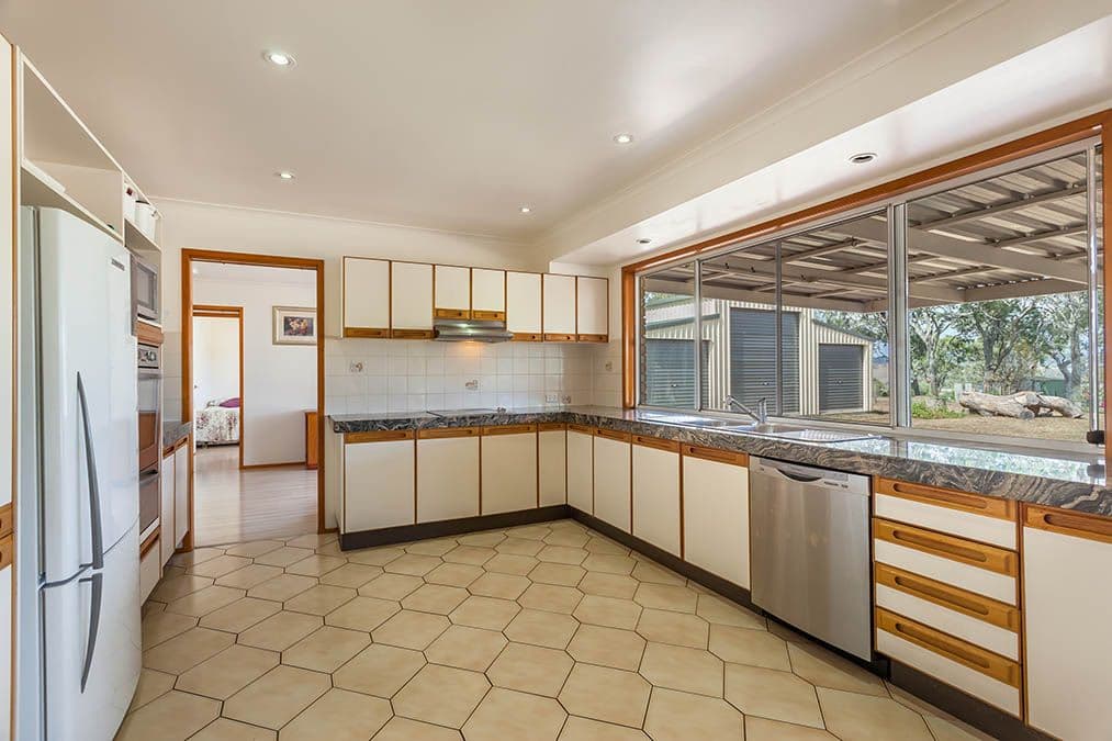 11 Calim Street, Cotswold Hills QLD 4350, Cotswold Hills - Thumbnail 5