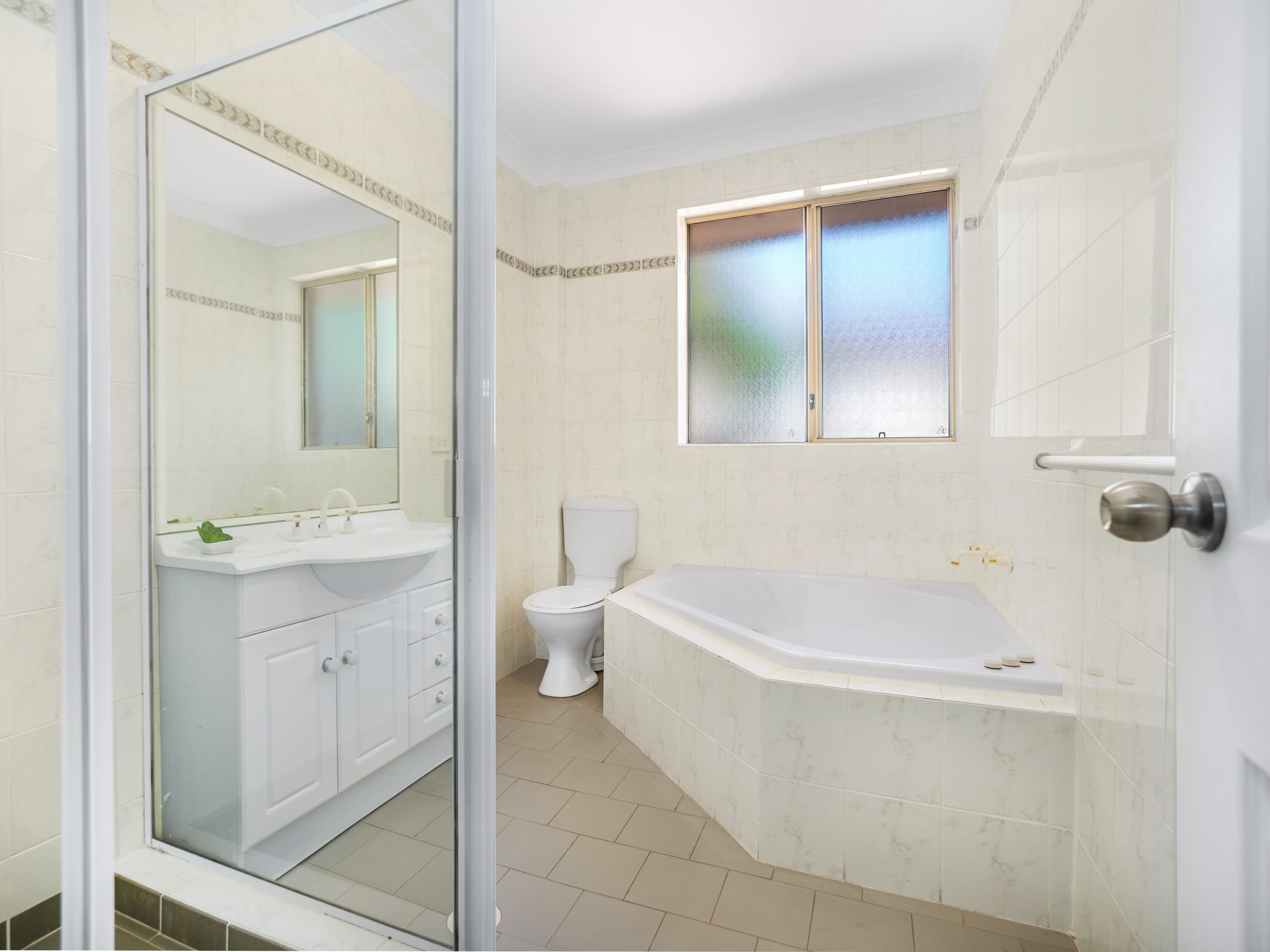 69 Homedale Crescent, Connells Point - Thumbnail 8