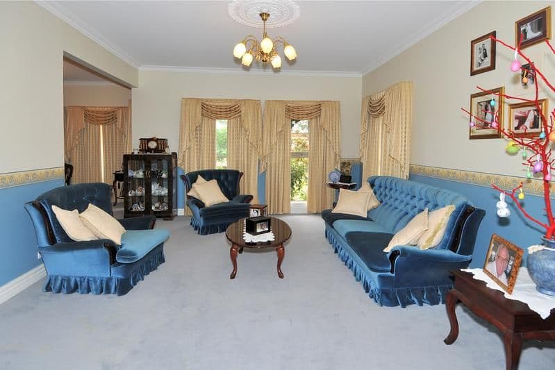 8 Peregrine Road, OAKLANDS JUNCTION VIC 3063, Oaklands Junction - Thumbnail 2