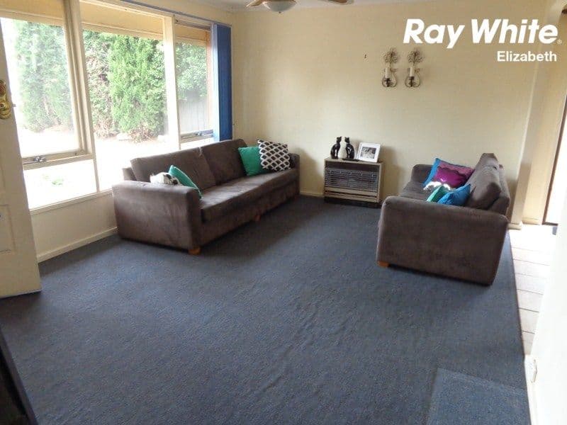 4 Burford Street, Elizabeth Downs SA 5113, Elizabeth Downs - Thumbnail 4