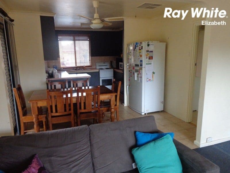 4 Burford Street, Elizabeth Downs SA 5113, Elizabeth Downs - Thumbnail 5