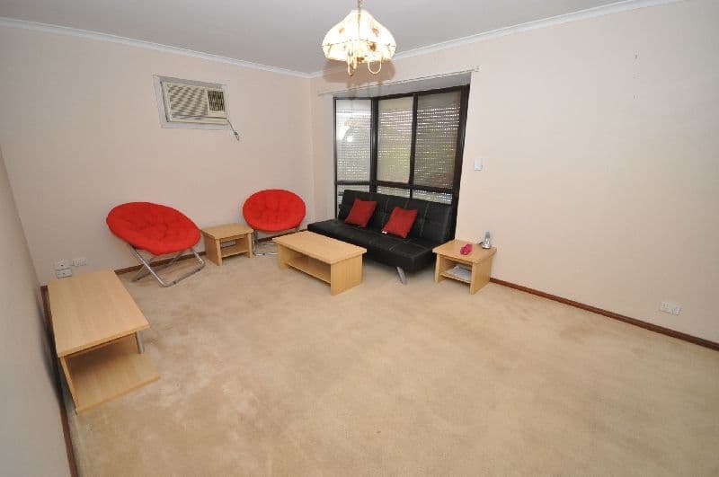 12 Browne Circuit, CRAIGMORE SA 5114, Craigmore - Thumbnail 2