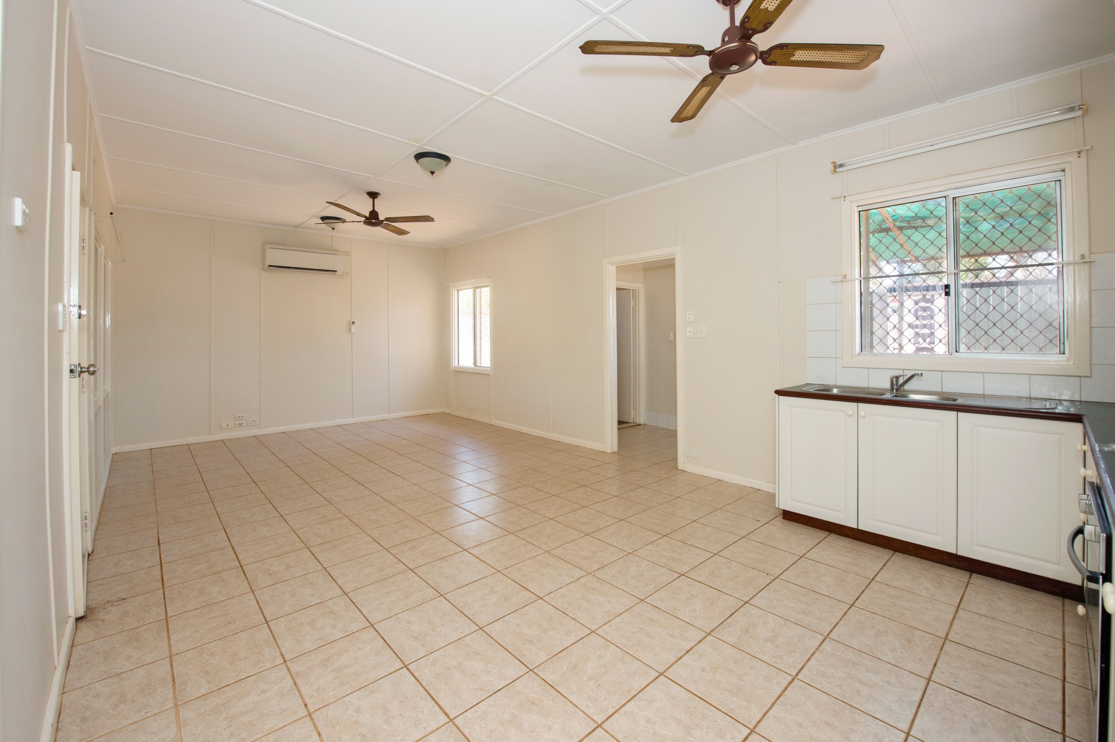 16 Spencer Street, Wickham WA 6720, Wickham - Thumbnail 4
