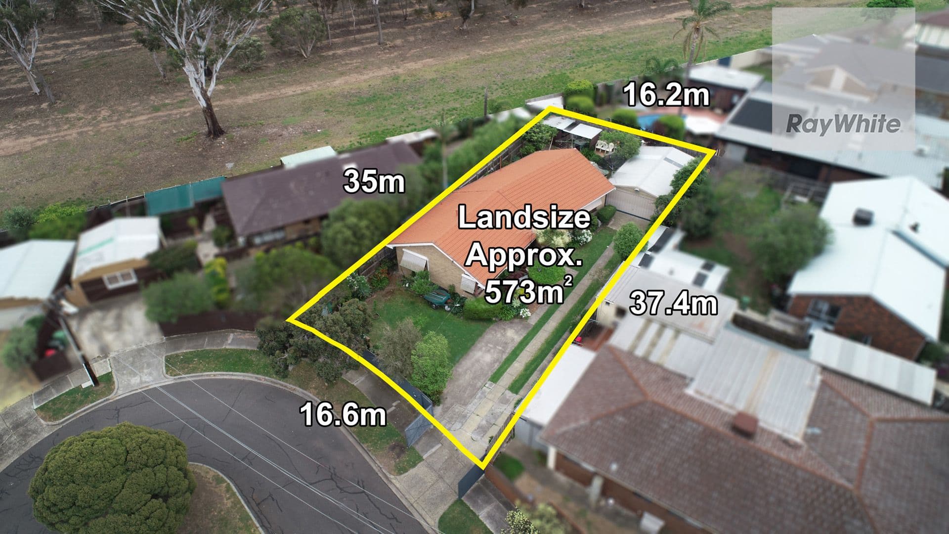 2 Lugo Court, Tullamarine VIC 3043, Tullamarine - Thumbnail 2
