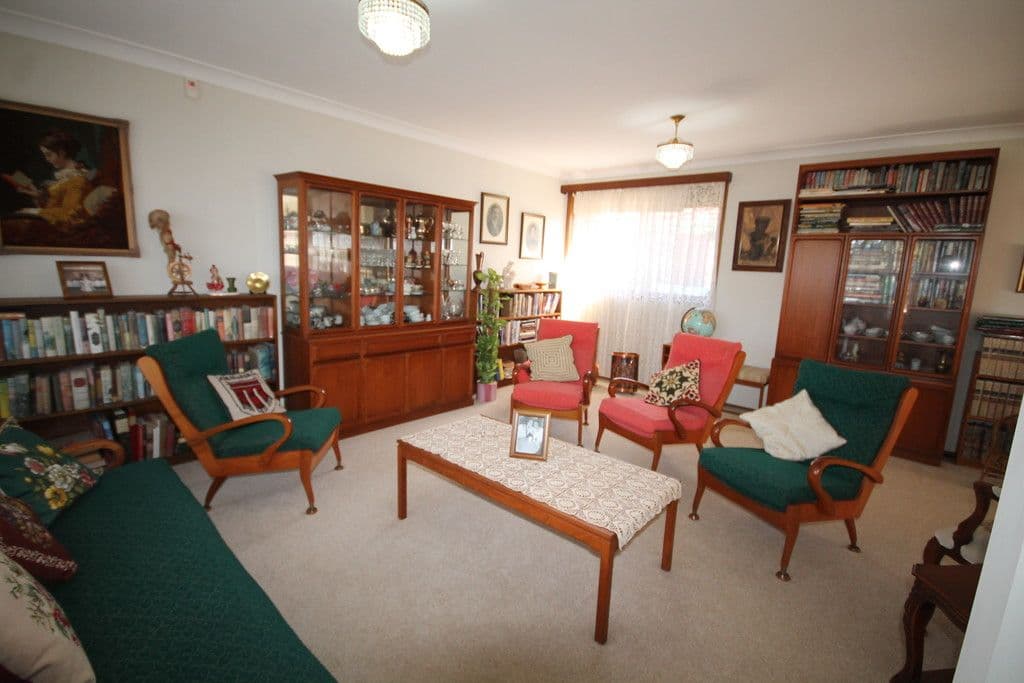 2 Saddleback Close, Hinchinbrook NSW 2168, Hinchinbrook - Thumbnail 3