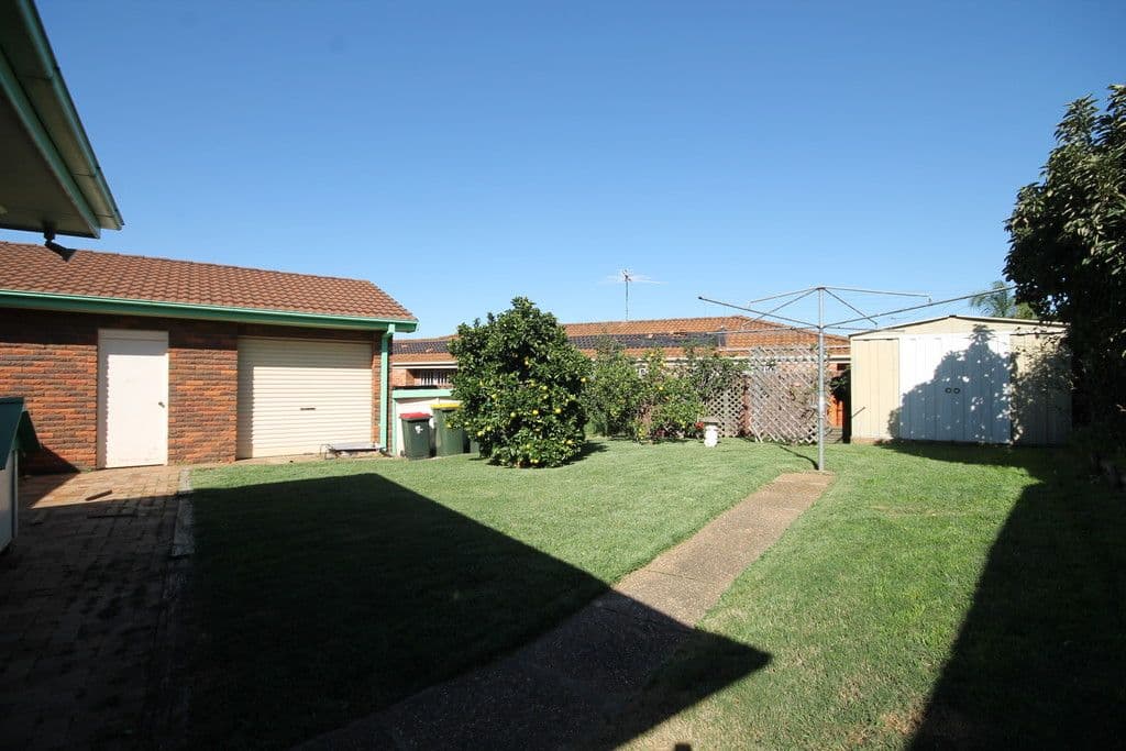 2 Saddleback Close, Hinchinbrook NSW 2168, Hinchinbrook - Thumbnail 8
