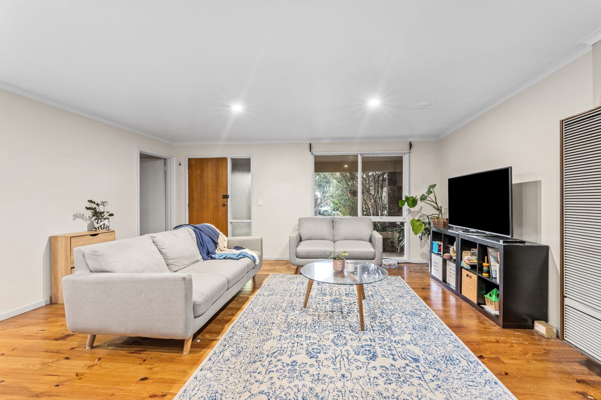 22 Boardman Close, Box Hill South VIC 3128, Box Hill South - Thumbnail 3
