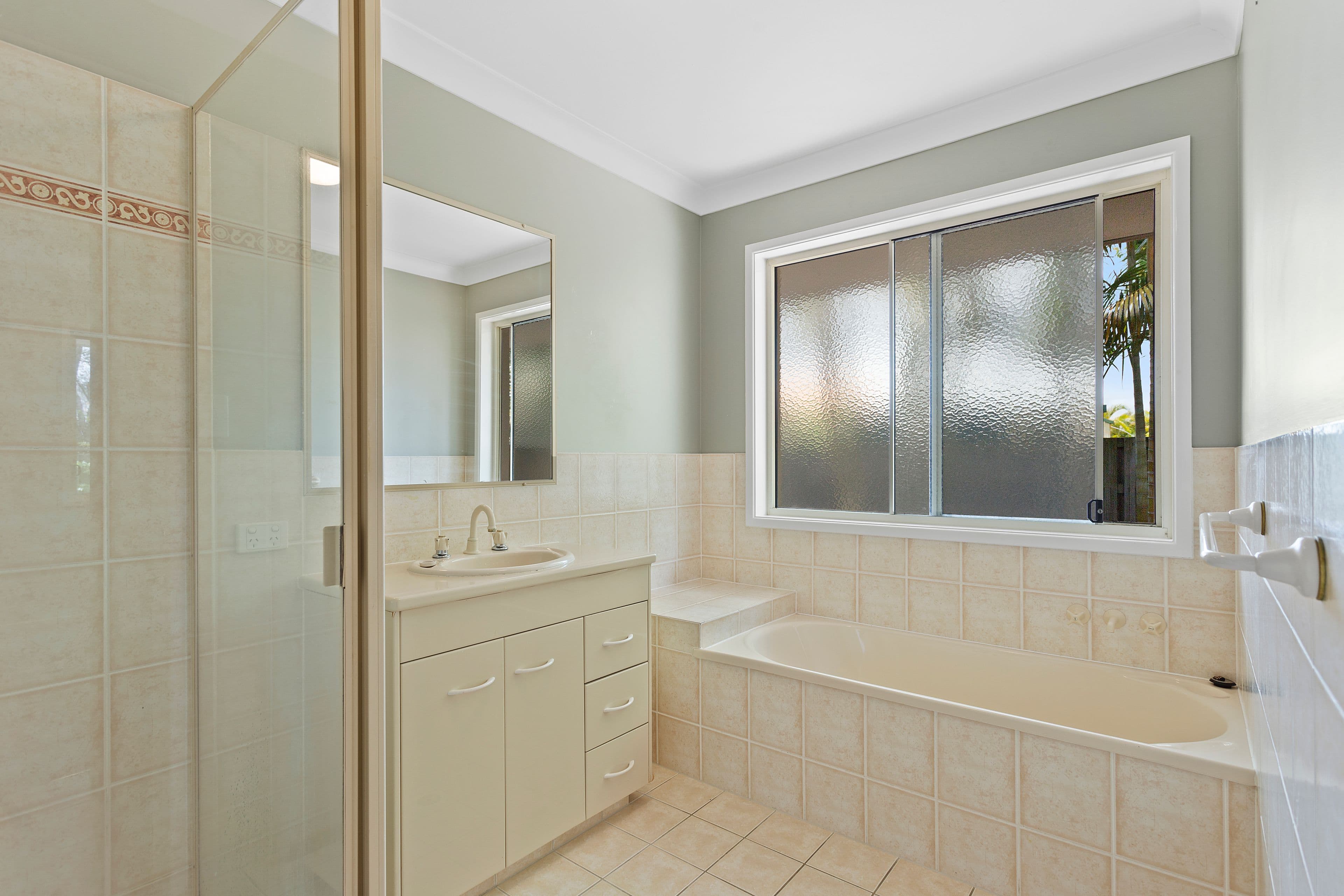 6 Hall Court, Mudgeeraba QLD 4213, Mudgeeraba - Thumbnail 8