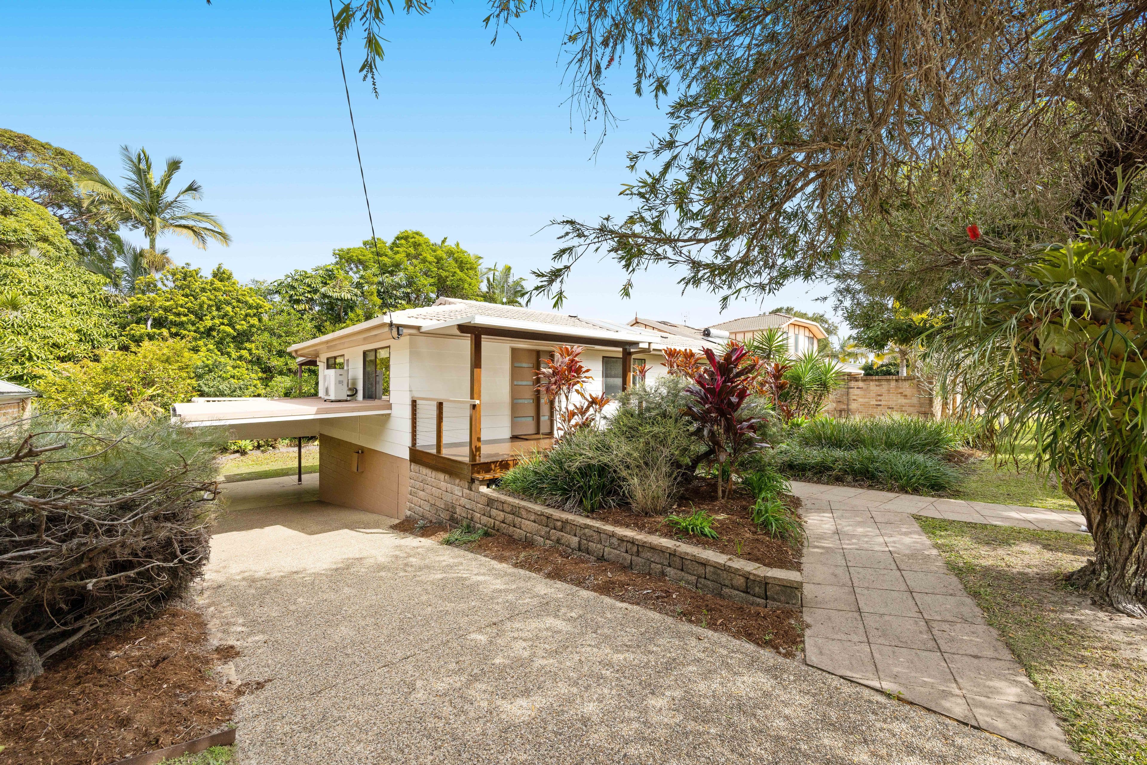 4 Lawley Street, Dicky Beach QLD 4551, Dicky Beach - Thumbnail 4