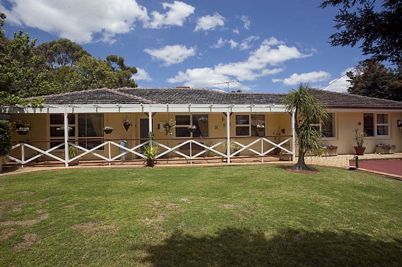13 Springdale Road, KALAMUNDA WA 6076, Kalamunda - Thumbnail 4