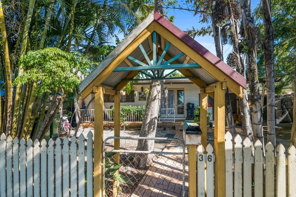 36 Philippine Parade, Palm Beach QLD 4221, Palm Beach - Thumbnail 5