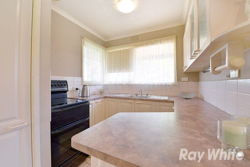 61 Suffern Avenue, BAYSWATER VIC 3153, Bayswater - Thumbnail 5