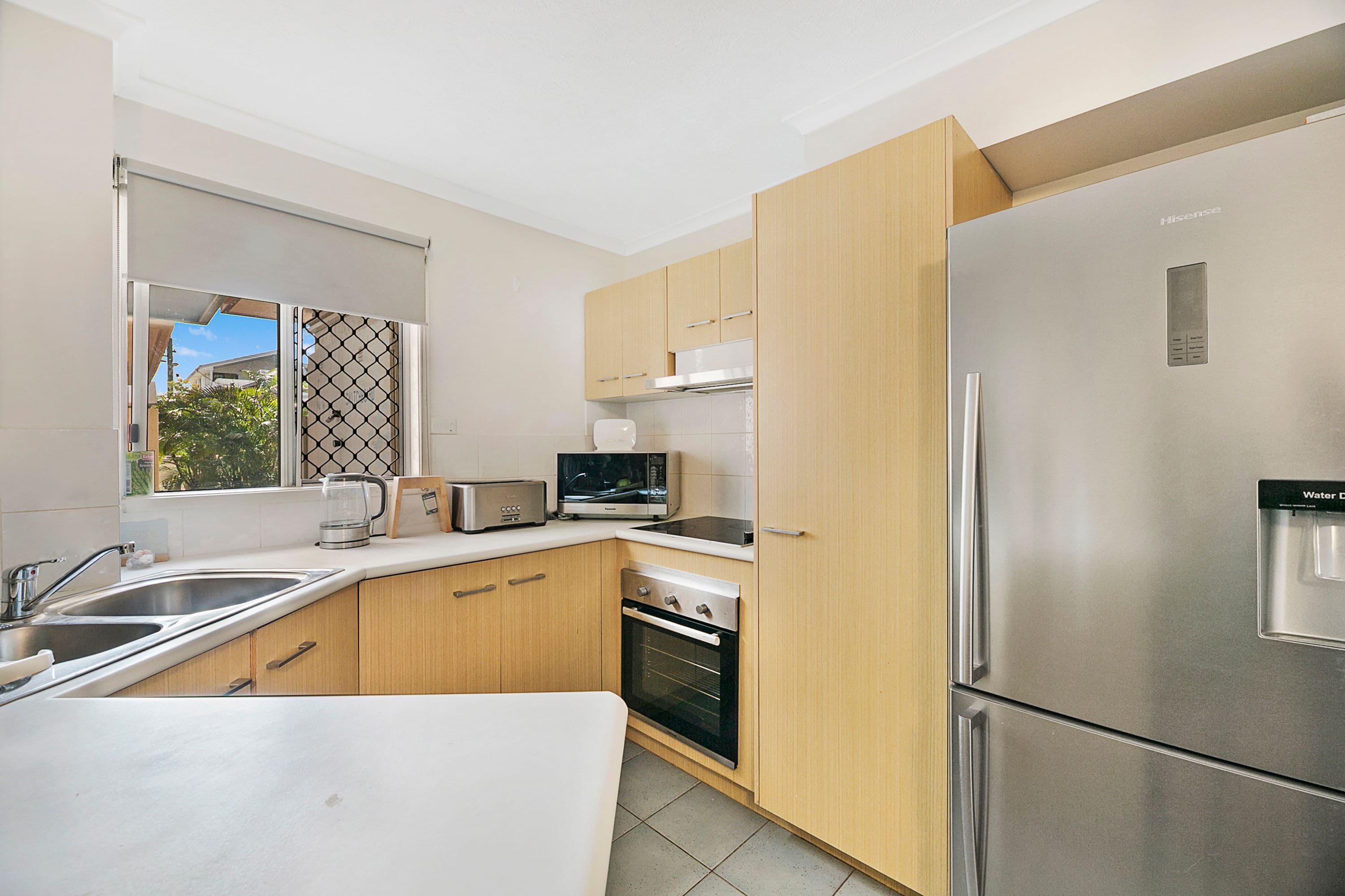 3-5 Anembo Street, Chevron Island QLD 4217, Chevron Island - Thumbnail 2