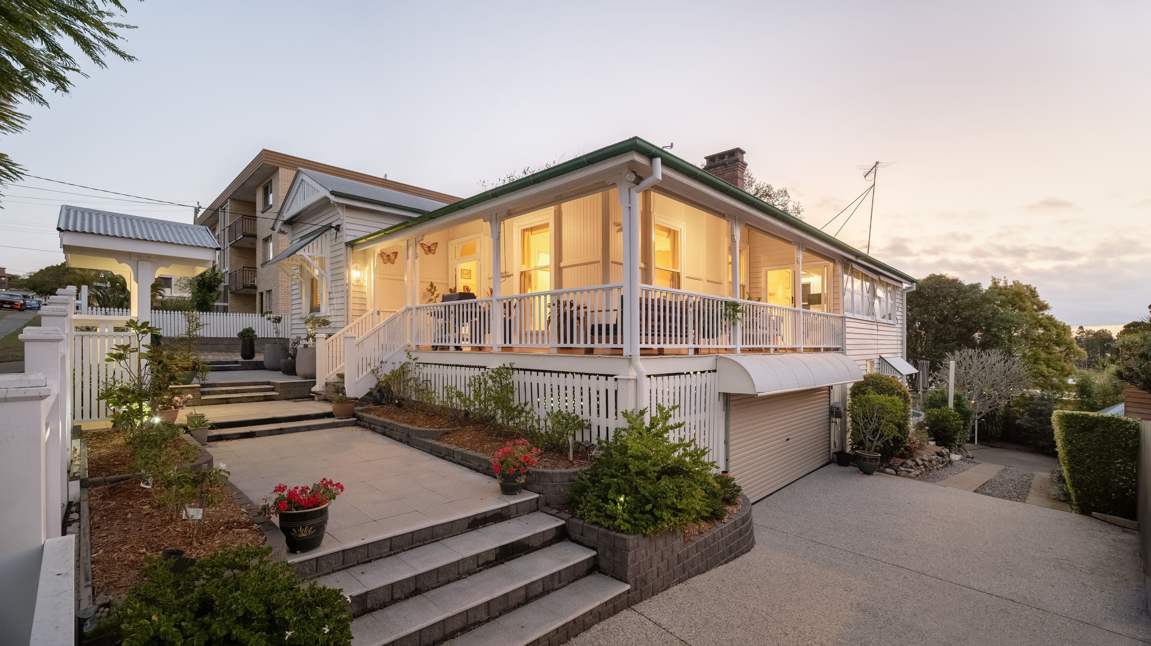 24 View Street, Wooloowin QLD 4030, Wooloowin - Thumbnail 2