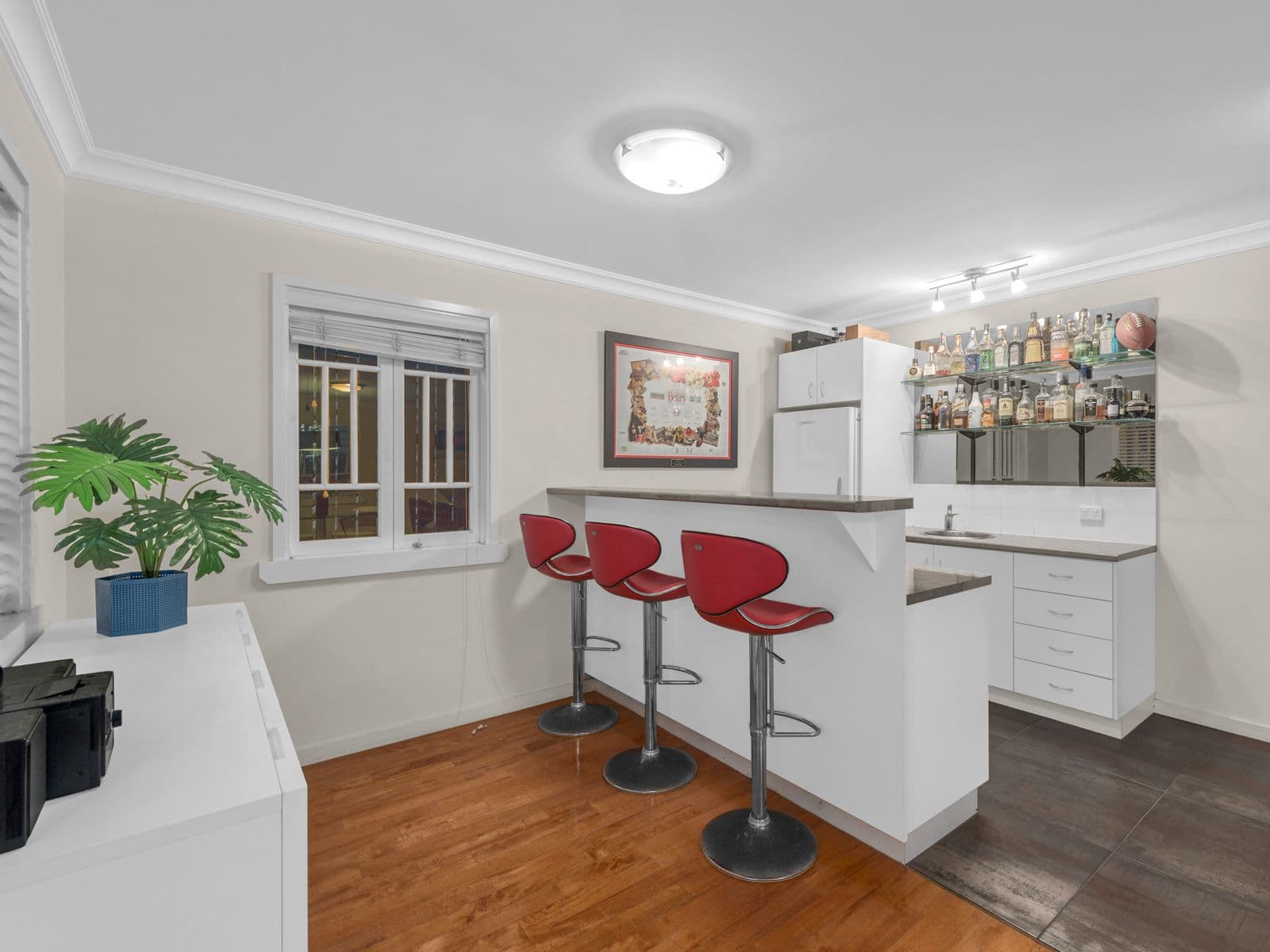 16 Twelfth Avenue, Kedron QLD 4031, Kedron - Thumbnail 5