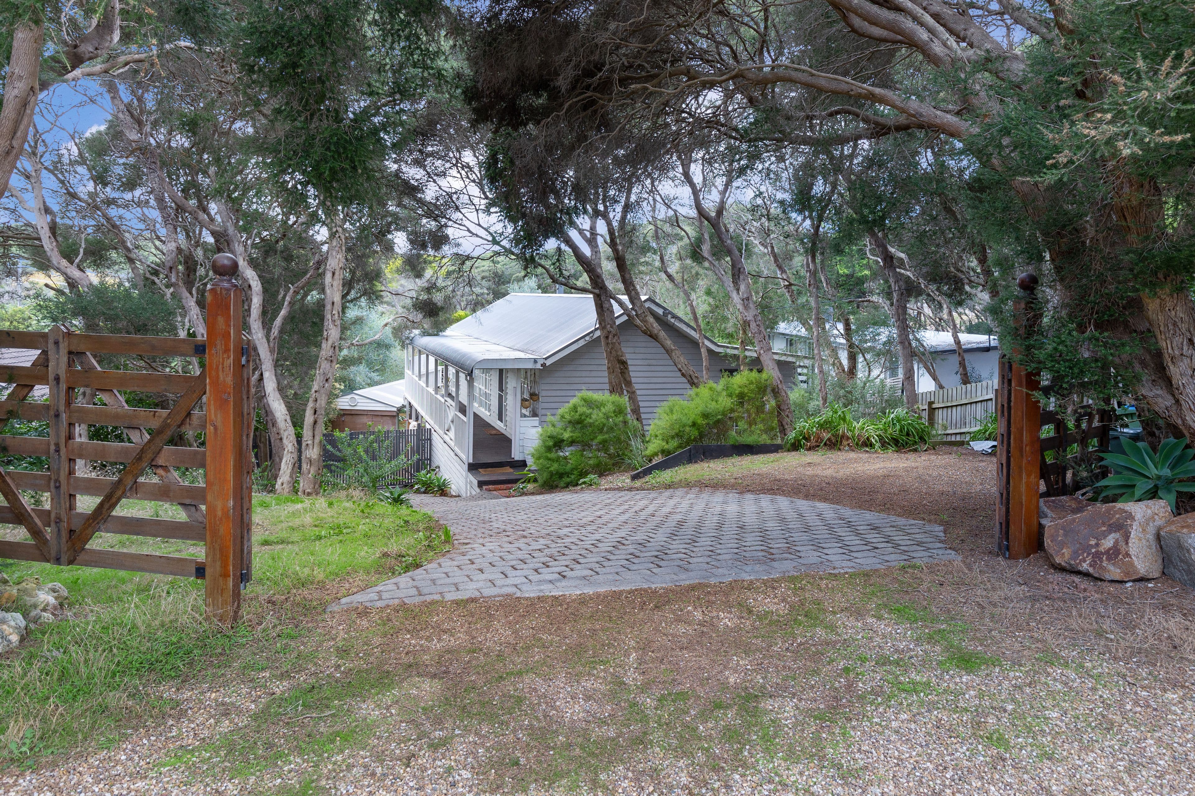 27 Eugenia Street, Rye VIC 3941, Rye - Thumbnail 2