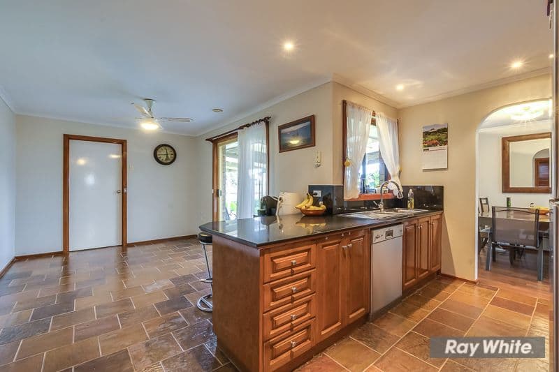 4 Berrigan Court, Werribee VIC 3030, Werribee - Thumbnail 5