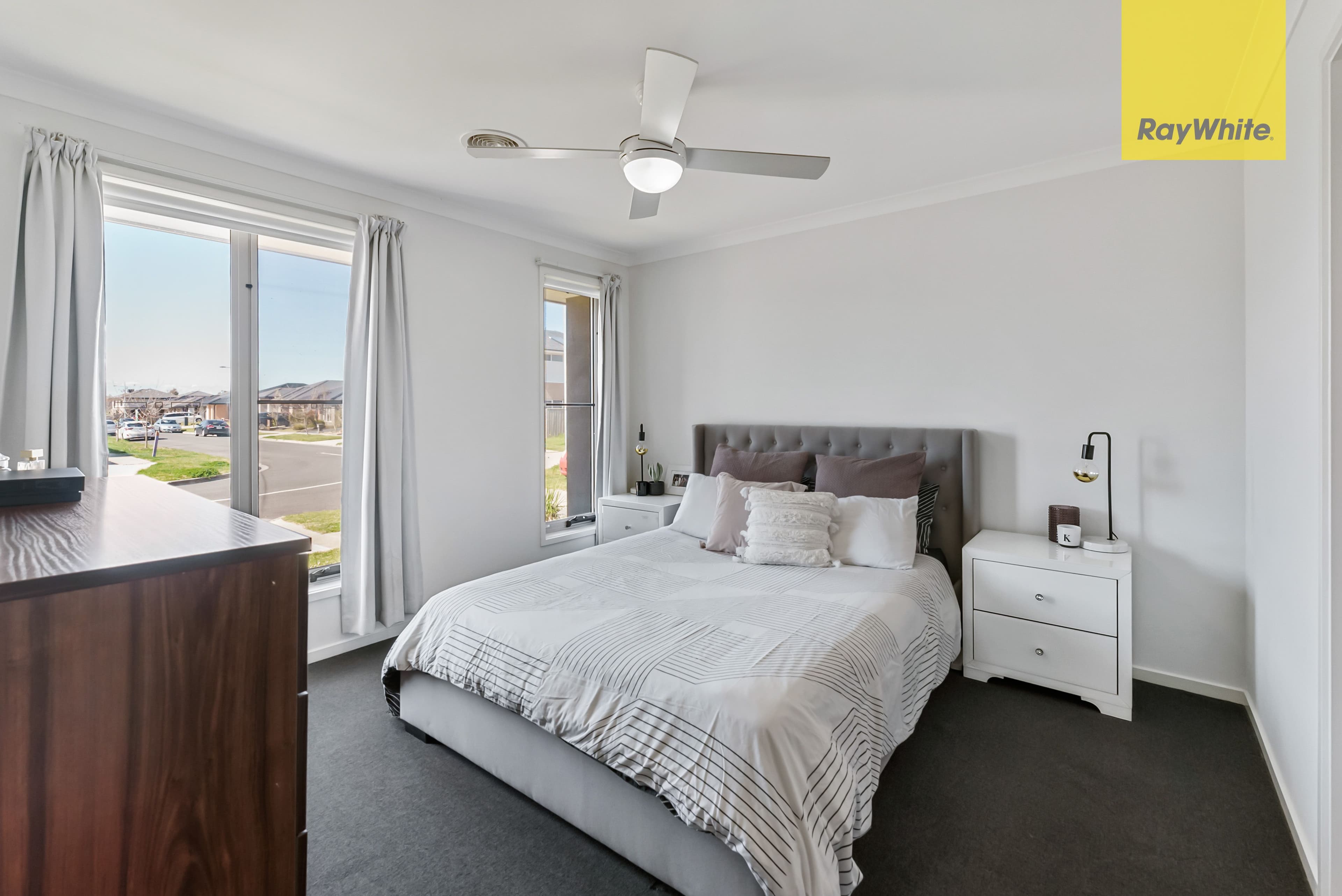 23 Wolomina Crescent, Werribee VIC 3030, Werribee - Thumbnail 2