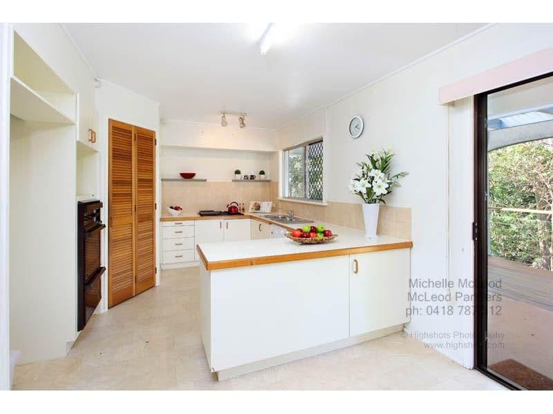 4 Kyoga Street, KENMORE QLD 4069, Kenmore - Thumbnail 5