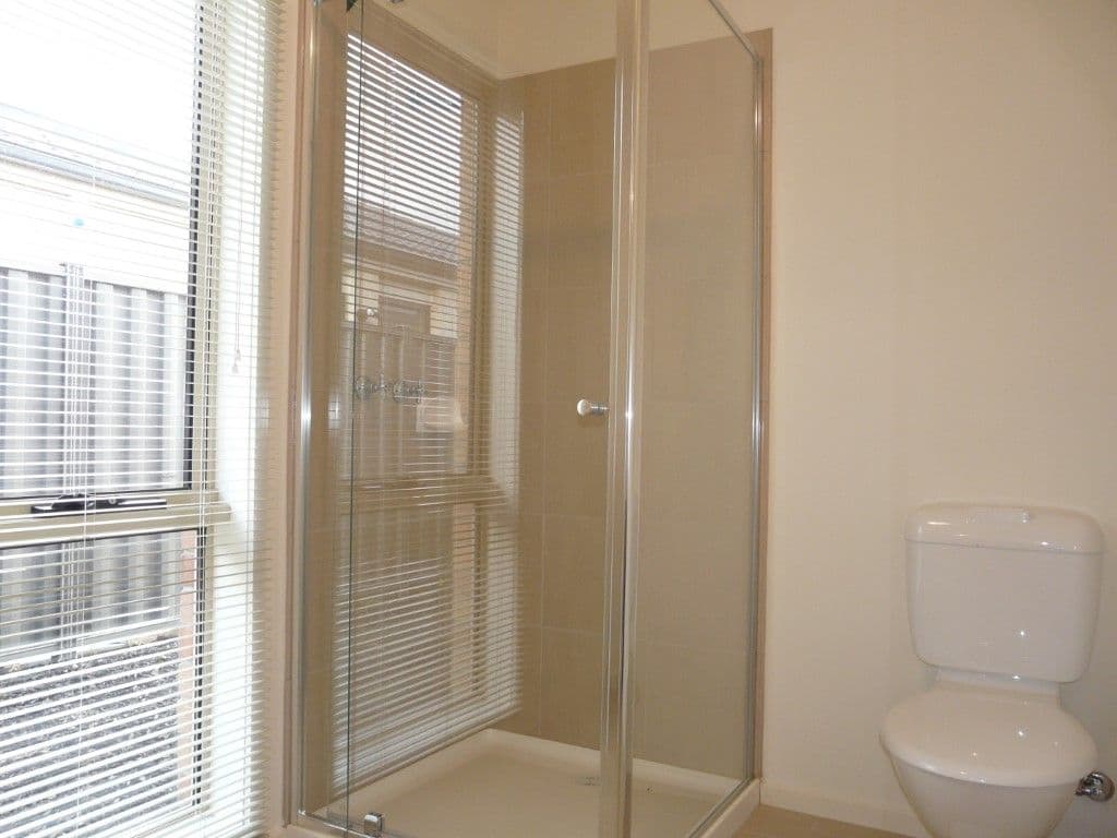 15 Elsmore Street, Tarneit VIC 3029, Tarneit - Thumbnail 4