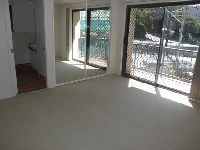 19 George Street East, BURLEIGH HEADS QLD 4220, Burleigh Heads - Thumbnail 3