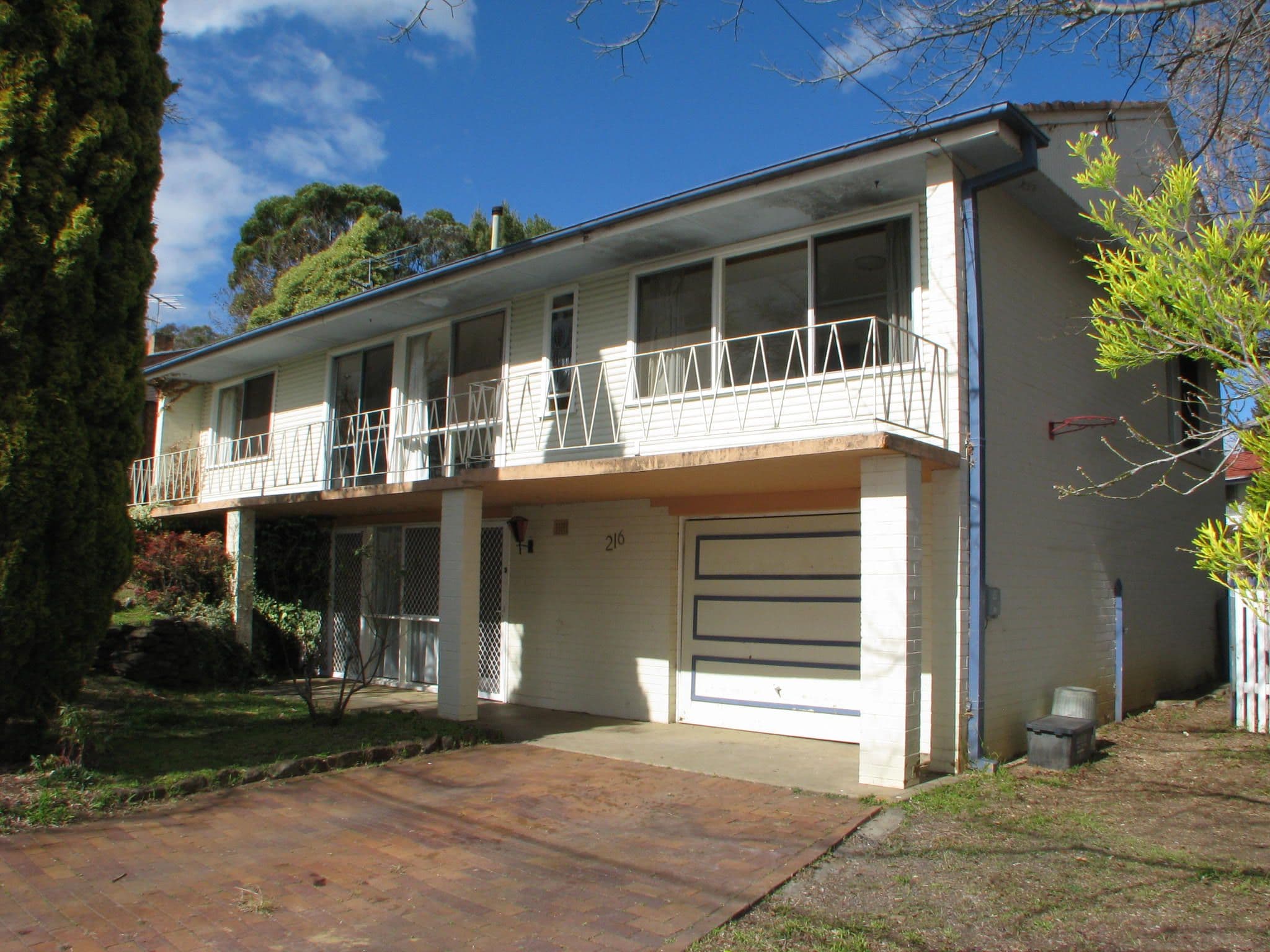 216 Galloway Street, ARMIDALE NSW 2350, Armidale - Image 1