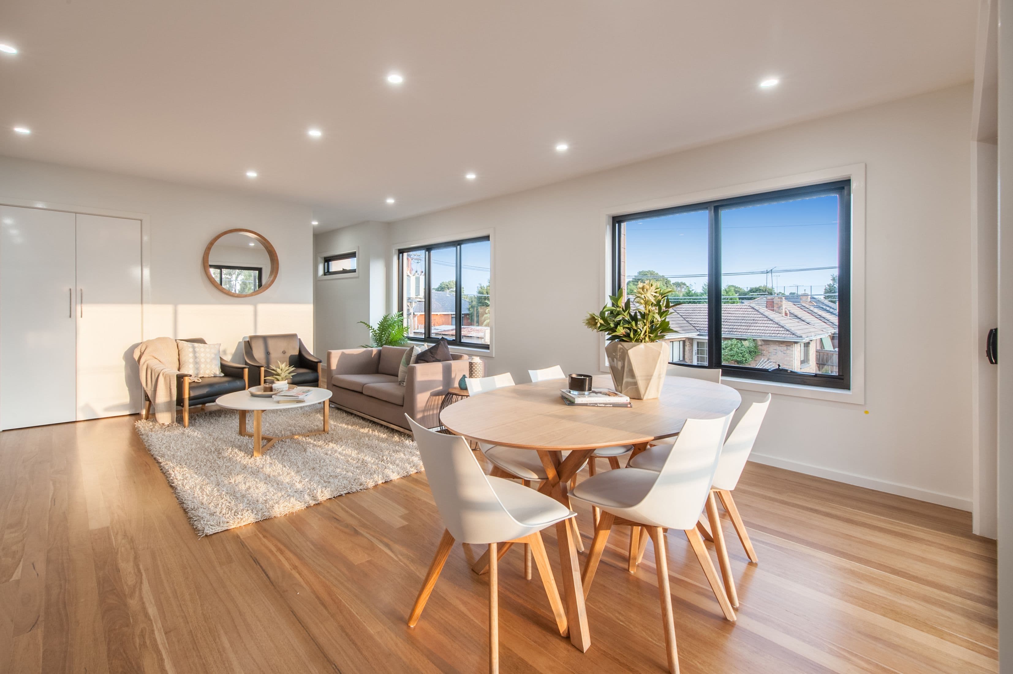 98 Liston Avenue, Reservoir VIC 3073, Reservoir - Thumbnail 5