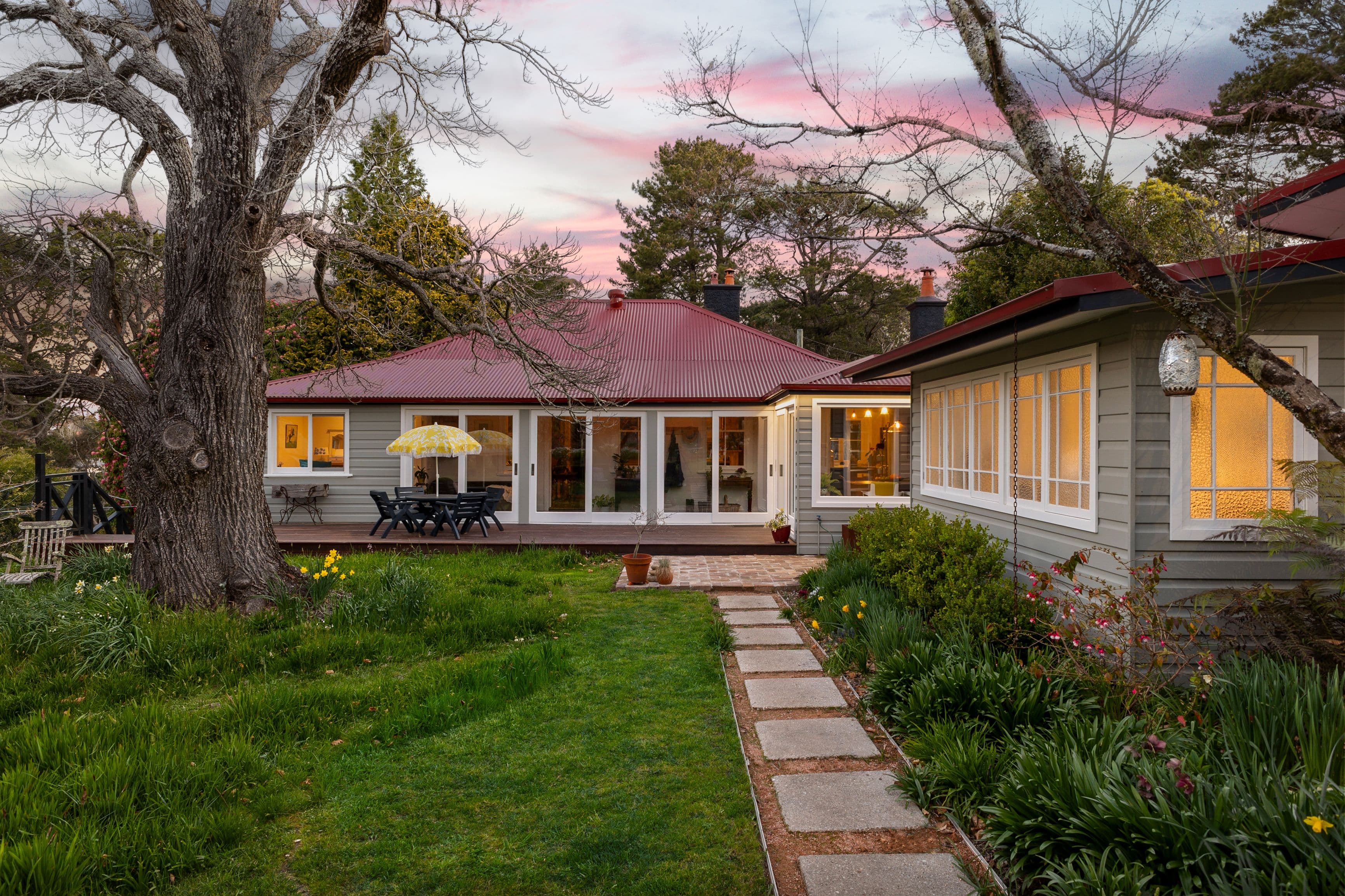 5 Dulhunty Street, Katoomba NSW 2780, Katoomba - Thumbnail 2