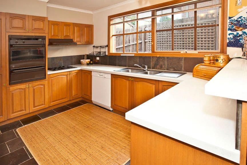1 Rolls Court, GLEN WAVERLEY VIC 3150, Glen Waverley - Thumbnail 4
