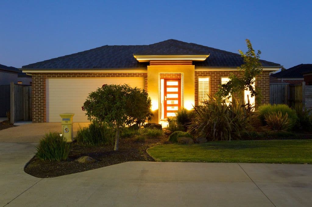 16 Tanoa Crescent, POINT COOK VIC 3030, Point Cook - Image 1