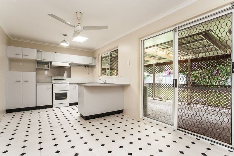 16 Mizzen Place, DECEPTION BAY QLD 4508, Deception Bay - Thumbnail 6