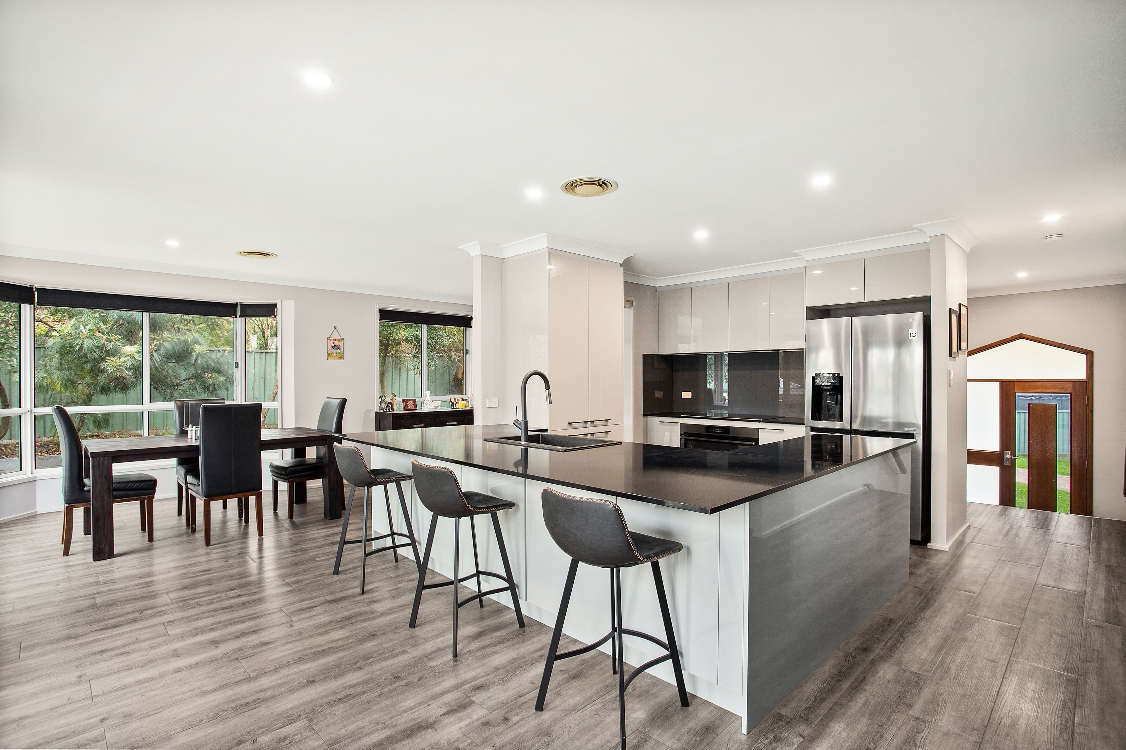 23 The Grove, Shellharbour NSW 2529, Shellharbour - Thumbnail 2