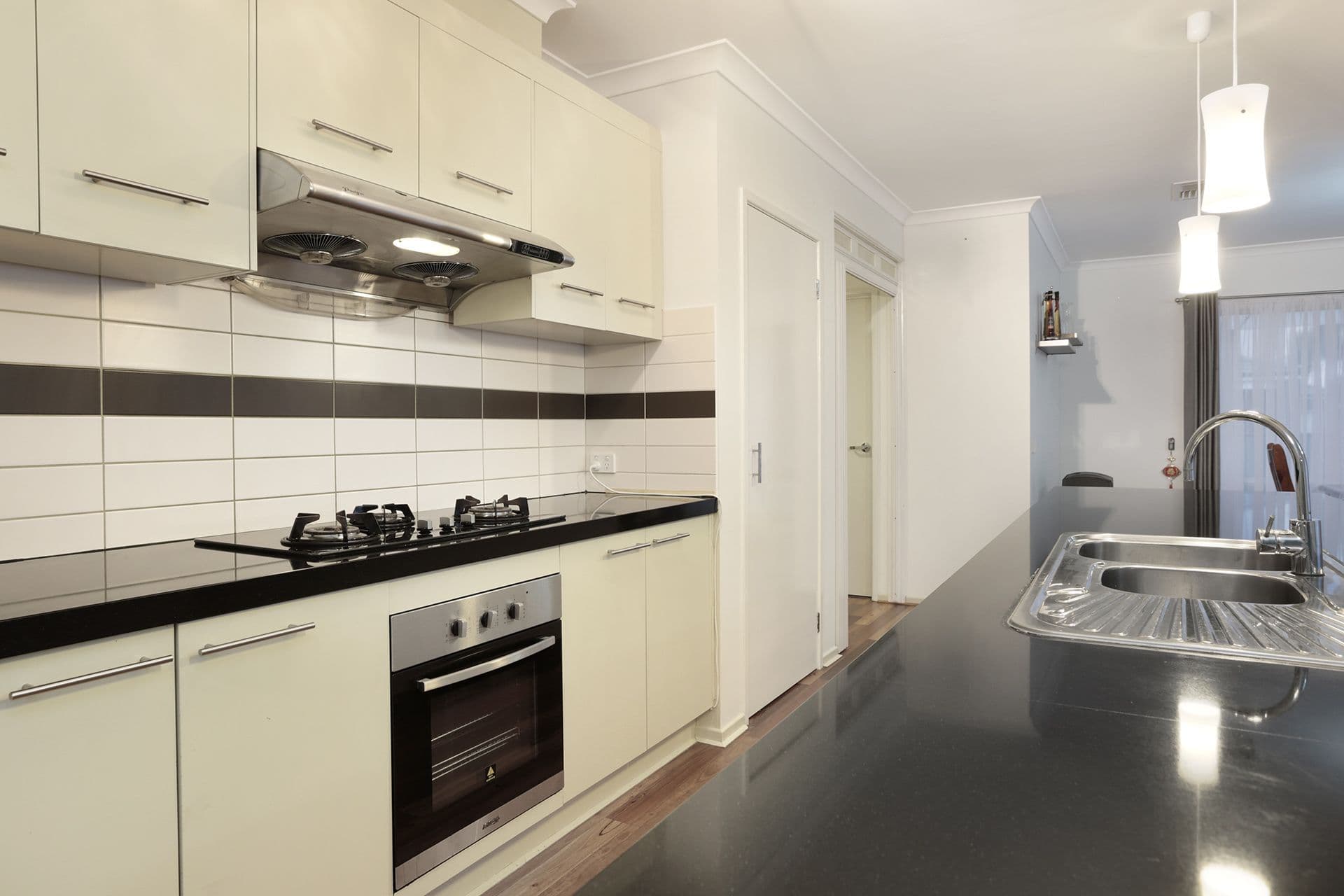 49 Brownlow Drive, Point Cook VIC 3030, Point Cook - Thumbnail 5
