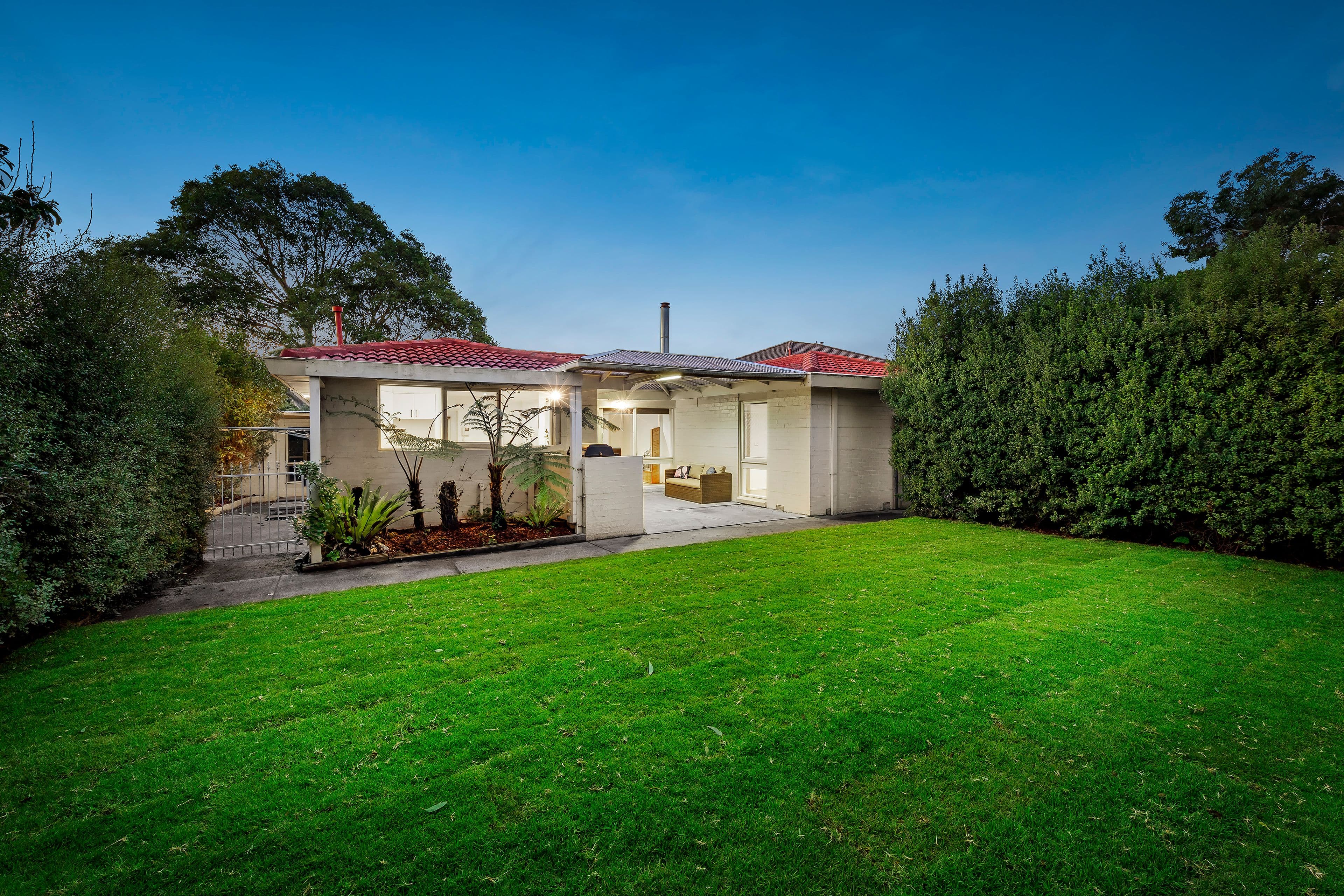 18 Dumfries Way, Wantirna VIC 3152, Wantirna - Image 1